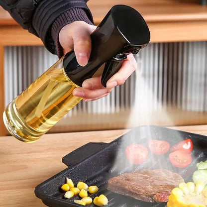 Oil sprayer for kitchen use