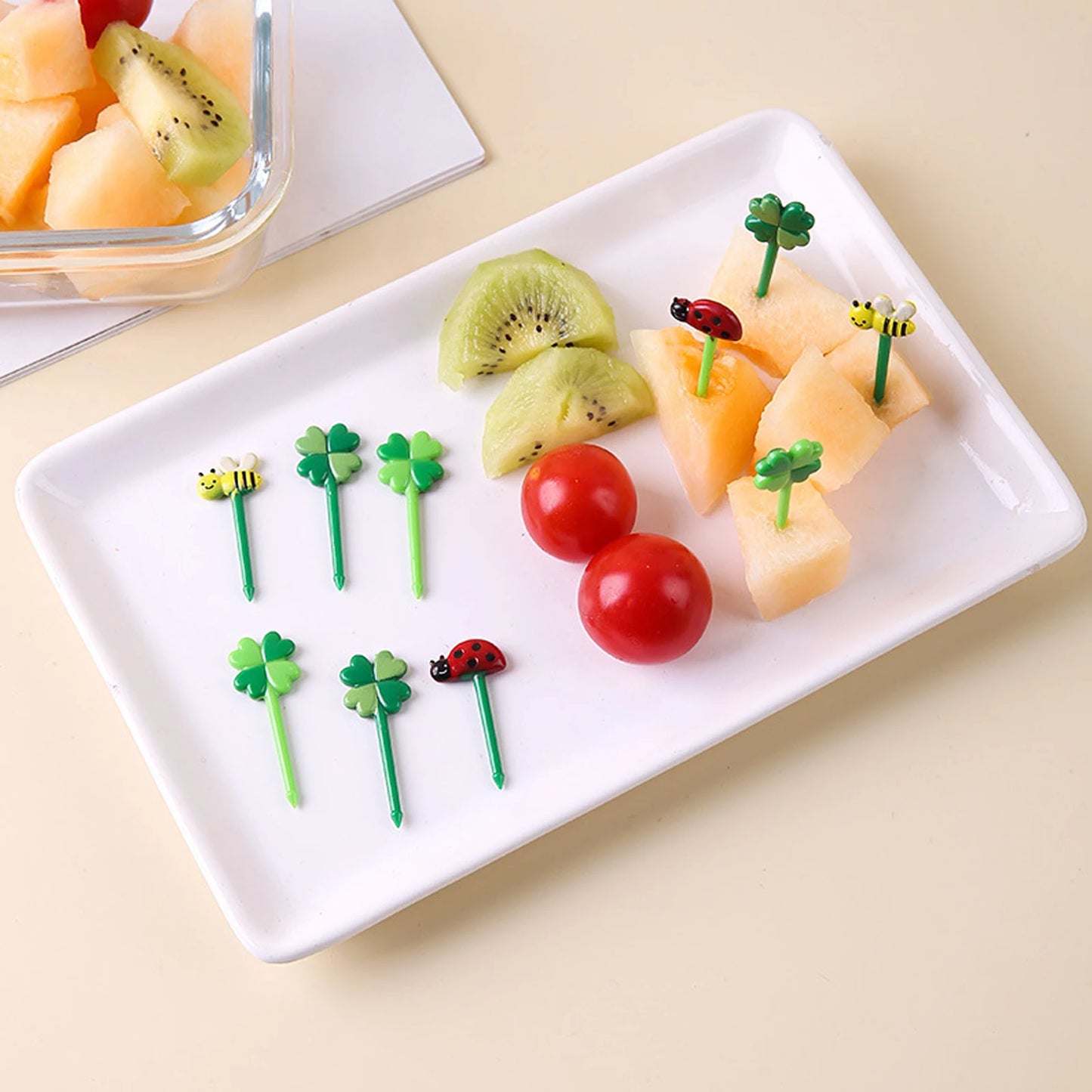 12Pcs Kids Fruit Picks Needle Stick Toothpicks